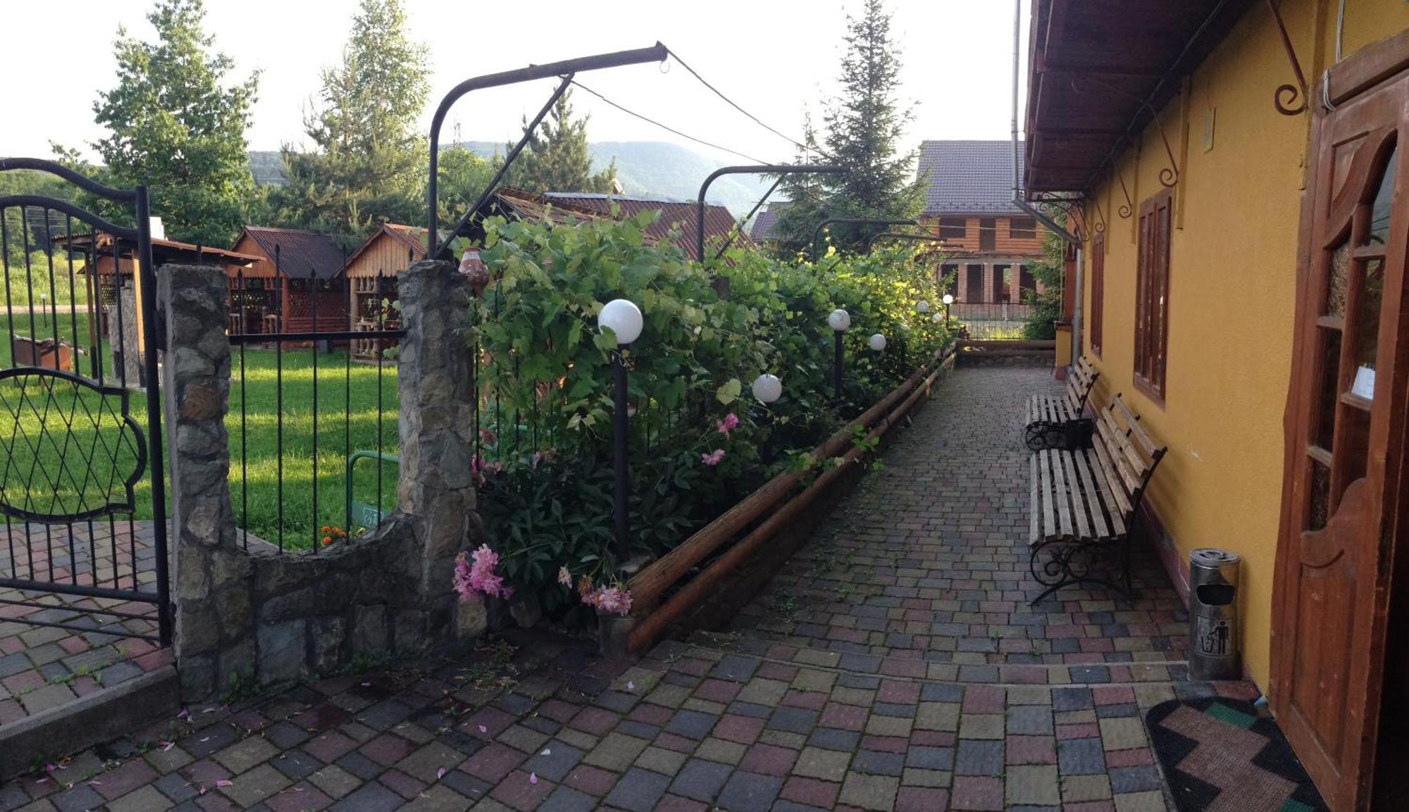 Guest House Dvir Pysanka โคซิฟ ภายนอก รูปภาพ